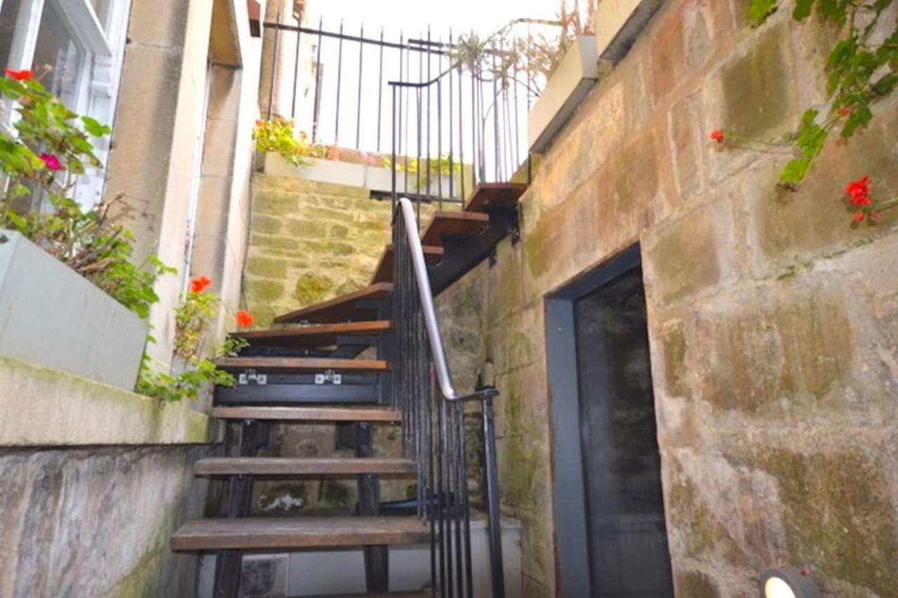 Lauras Townhouse Apartments Garrard'S Retreat Μπαθ Εξωτερικό φωτογραφία