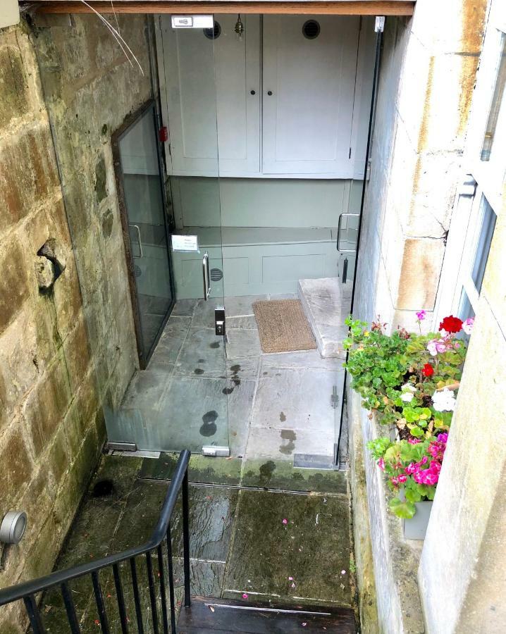 Lauras Townhouse Apartments Garrard'S Retreat Μπαθ Εξωτερικό φωτογραφία